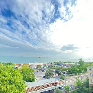 https://golden-palace-sea-view.istanbul-turkeyhotels.com